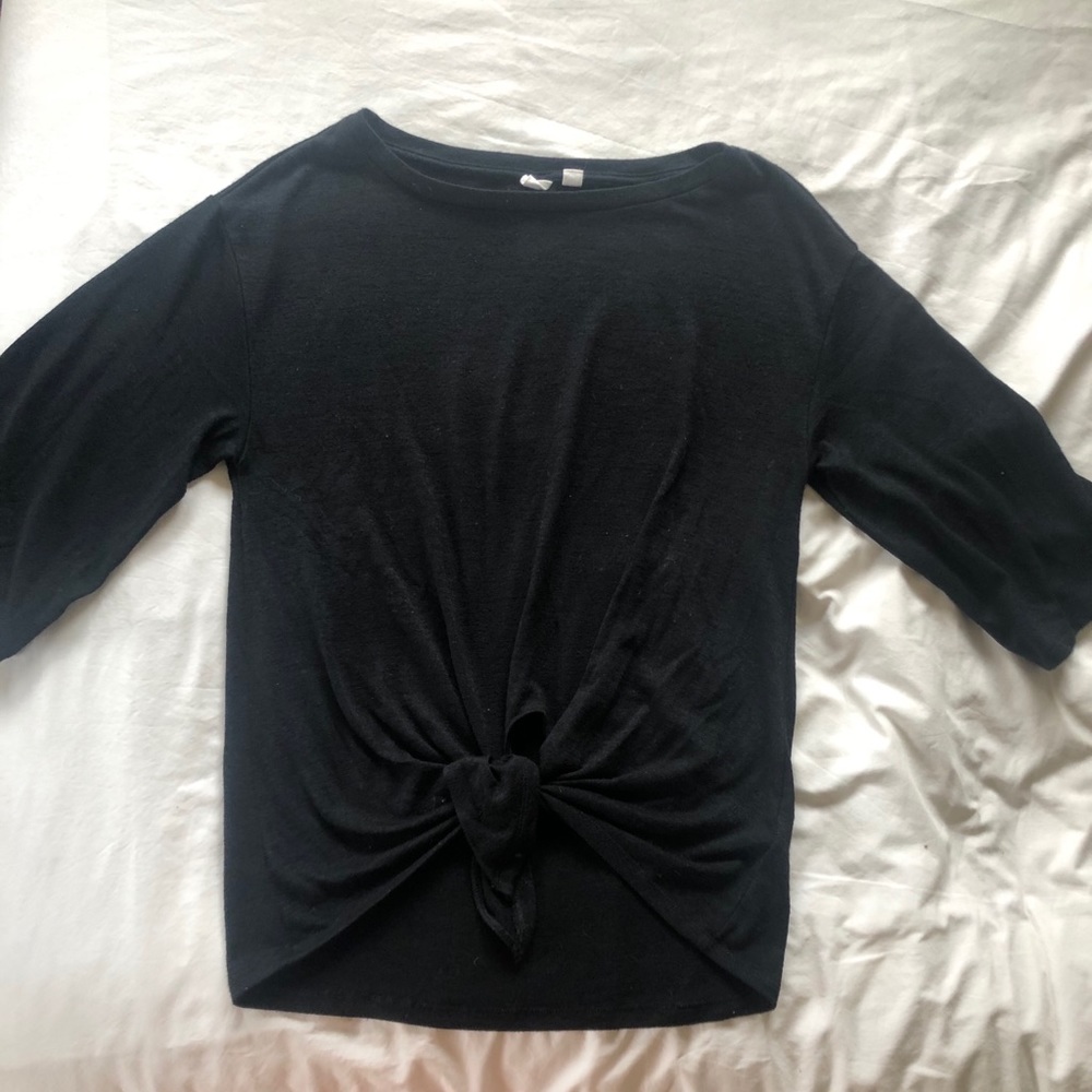 Black Tee